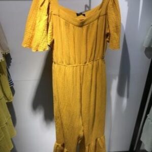 Vestido amarillo holgado