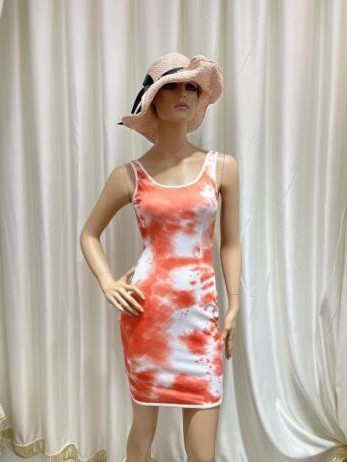 Vestido rojo tie-dye