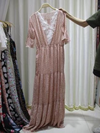 Vestido largo plisado rosado