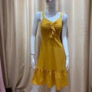 Vestido amarillo midi con lazo
