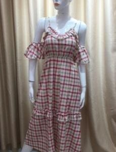 Vestido midi cuadros rojos