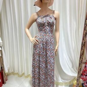 Vestido largo gris con lazo