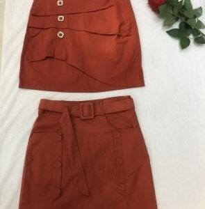 Faldas cortas con botones frontales