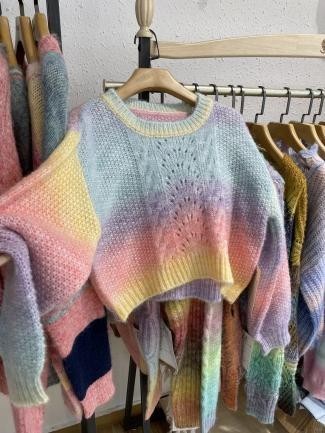 Sweater degradado pastel arcoíris