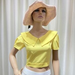 Blusa cruzada color amarillo suave